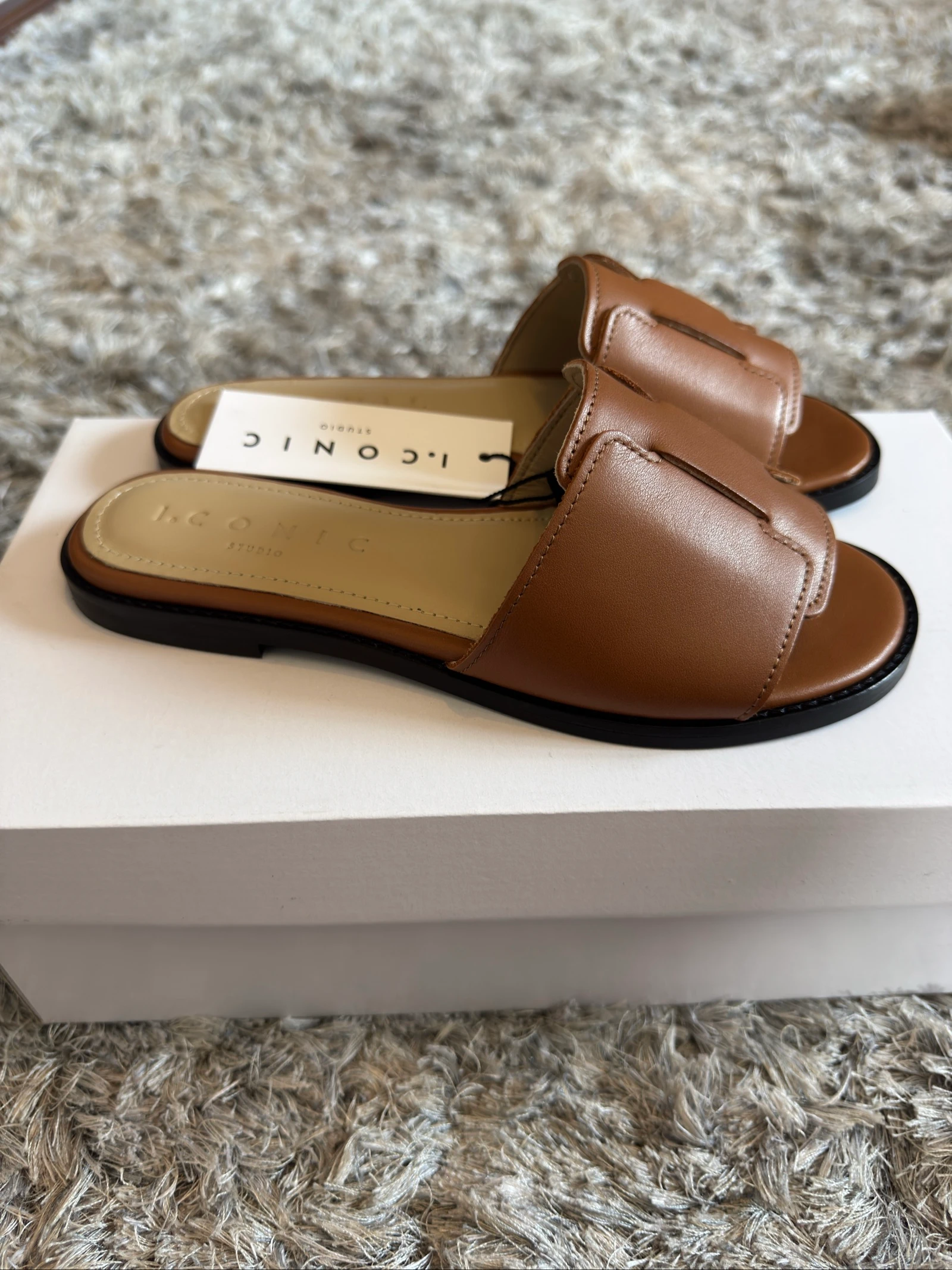 Platte sandalen in leer – photo 2